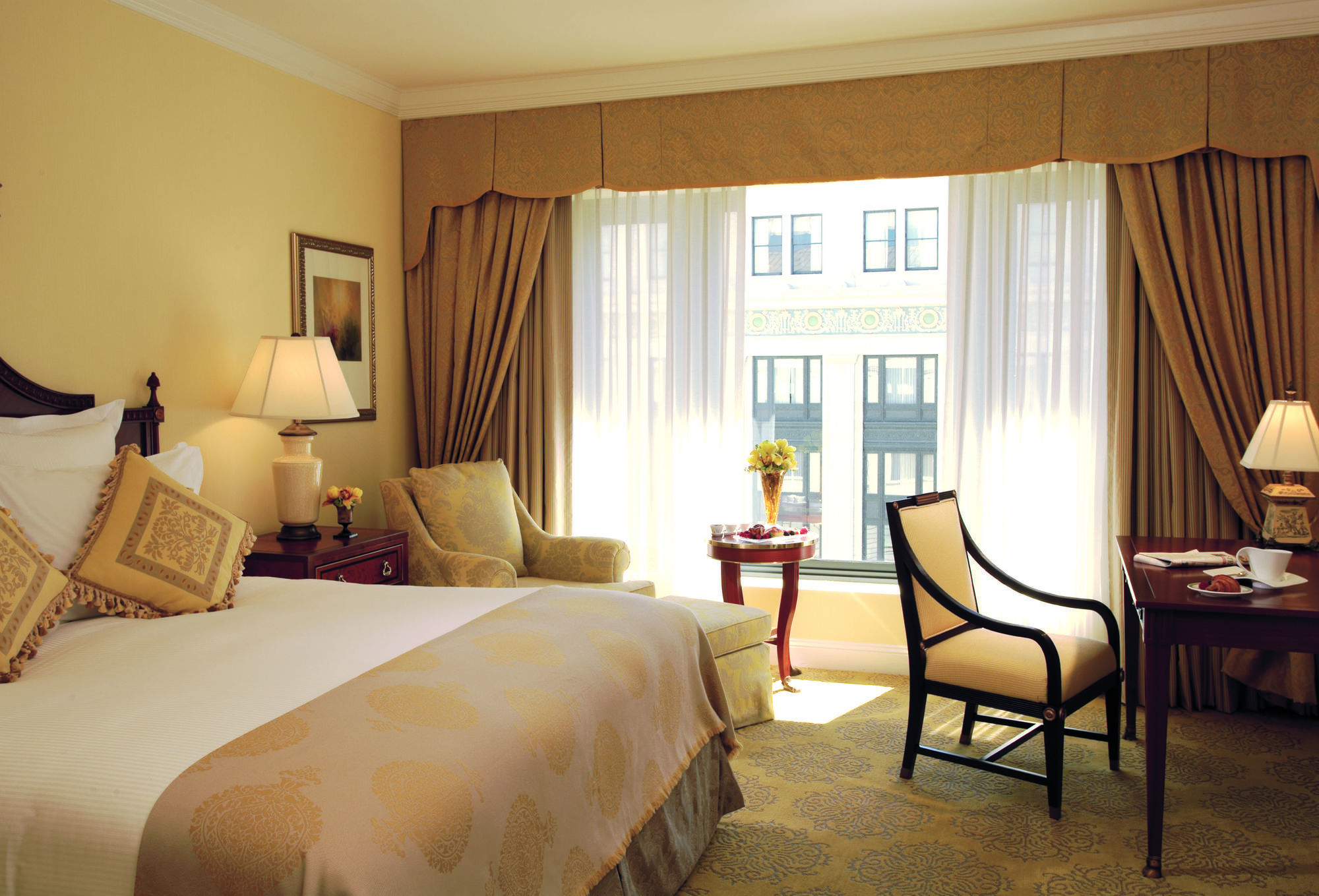 The Ritz-Carlton, San Francisco Hotel Room photo